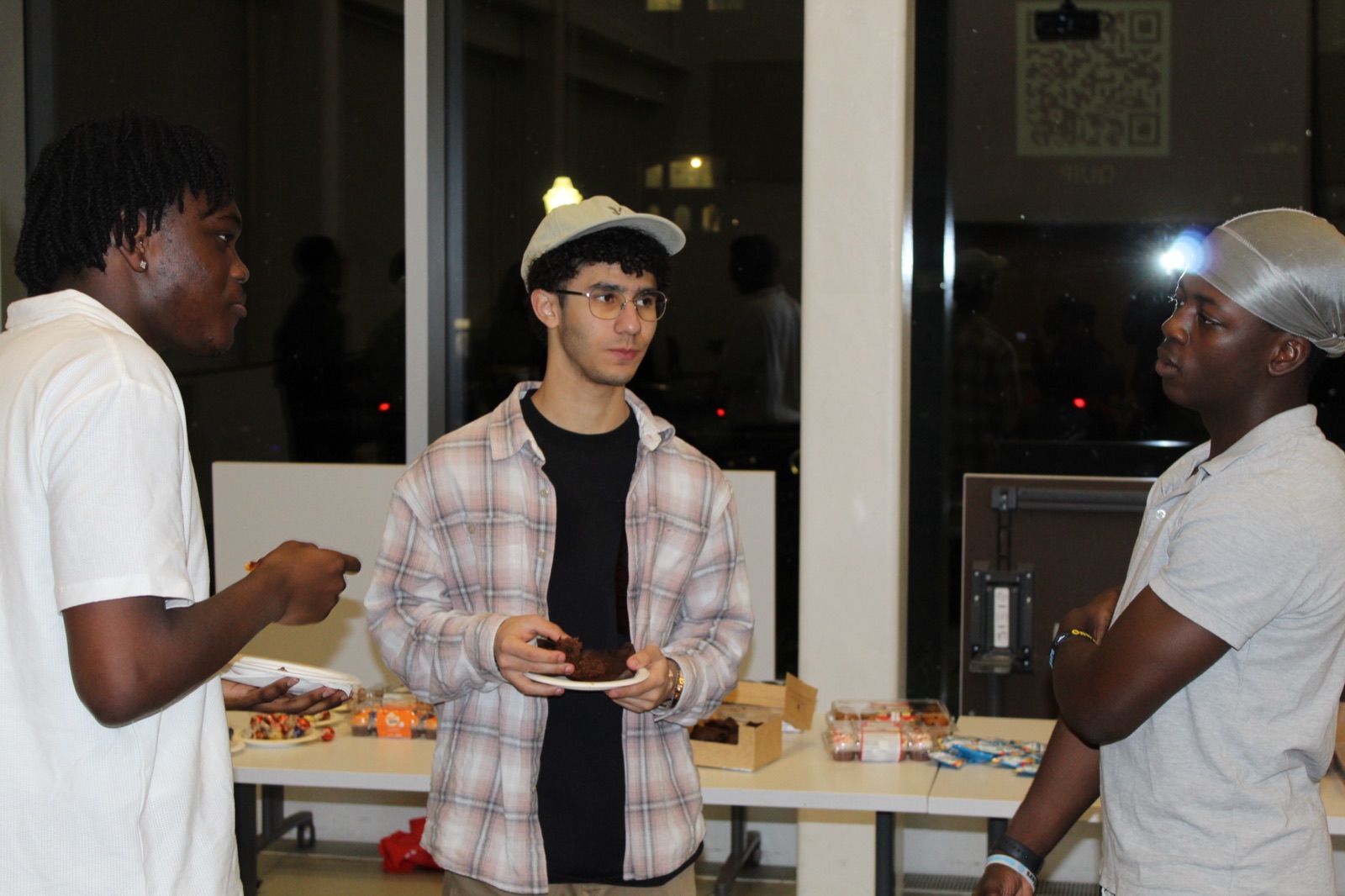 Members networking during the internship panel social